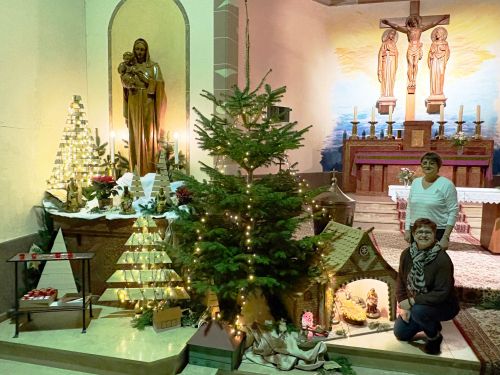 La magie s’installe dans l’église du village